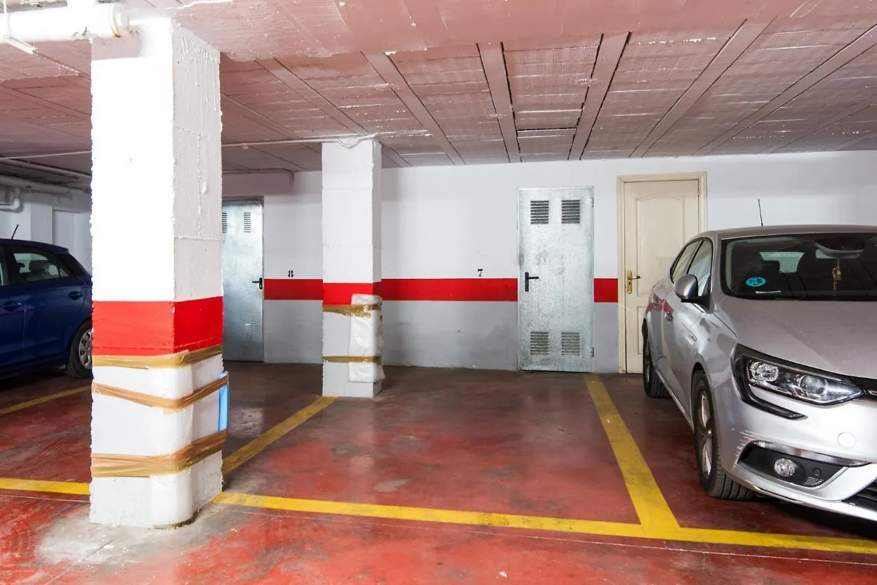 פואנגירולה Boliches Center Apartment Next To The Beach, Parking, Pool & Terrace