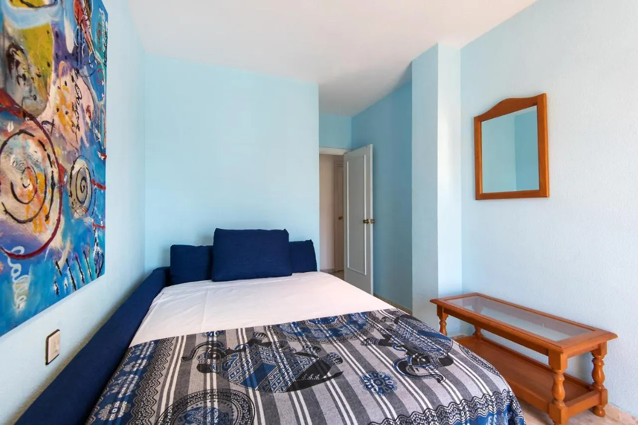פואנגירולה Boliches Center Apartment Next To The Beach, Parking, Pool & Terrace 0*,
