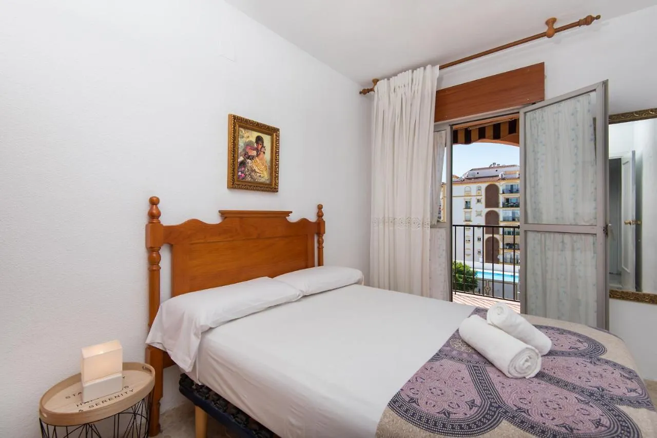 פואנגירולה Boliches Center Apartment Next To The Beach, Parking, Pool & Terrace