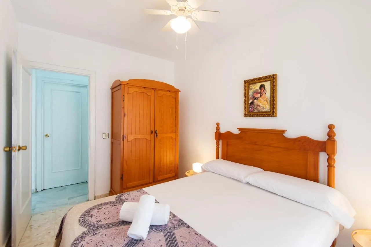 פואנגירולה Boliches Center Apartment Next To The Beach, Parking, Pool & Terrace